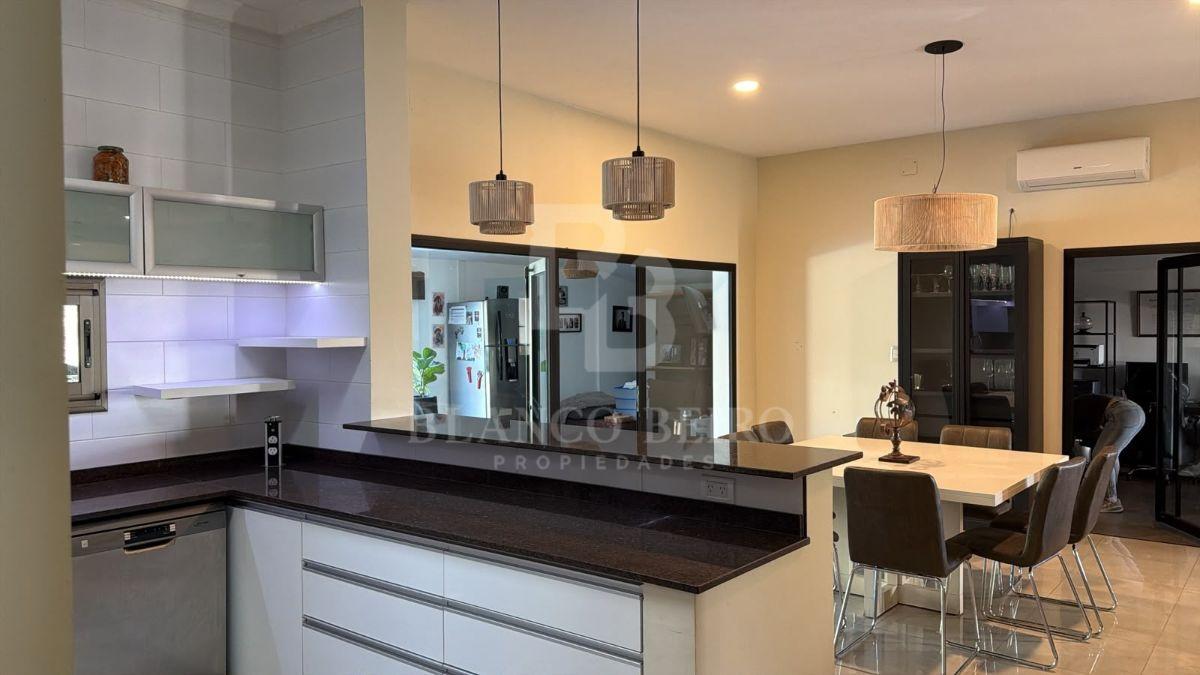 Foto de Casa En Venta 3 Dormitorios Club De Campo La Candida, imagen 5
