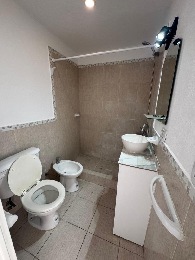 Foto de Departamento de 2 ambientes con cochera en alquiler en Pilar, imagen 5