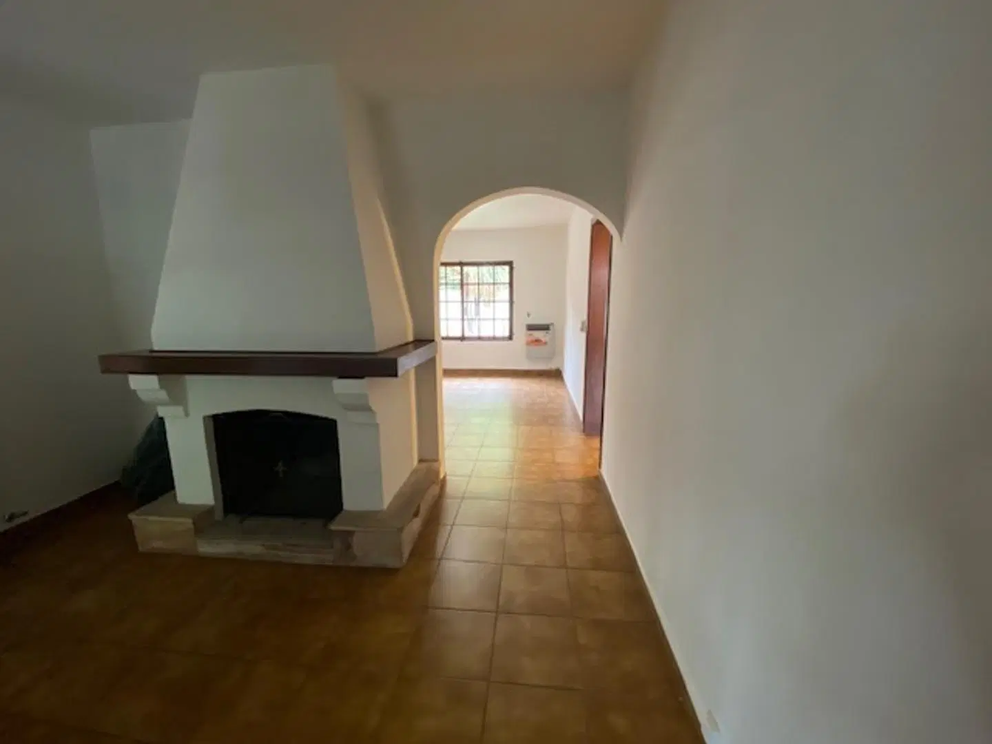 Casa en alquiler de 3 ambientes en Villa Morra 2