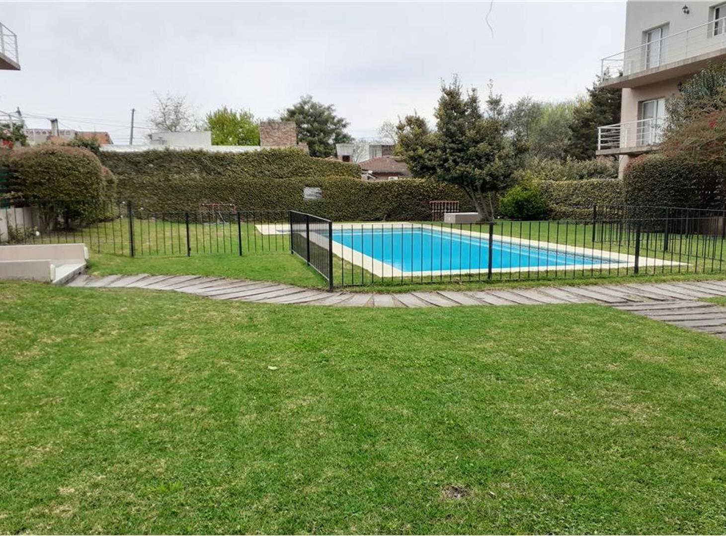 Foto de Departamento de 3 ambientes en alquiler PB en Papiros, imagen 2