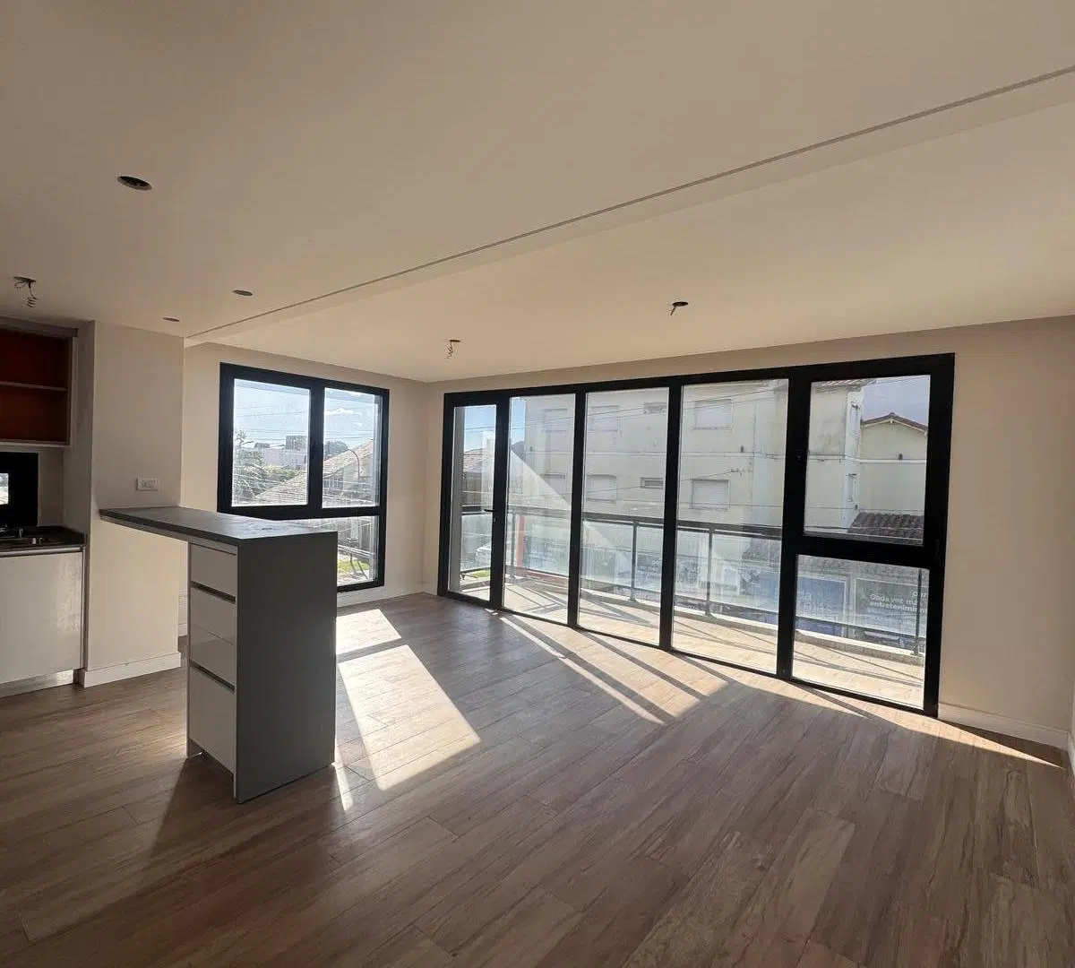 Departamento a estrenar con vista al mar 3