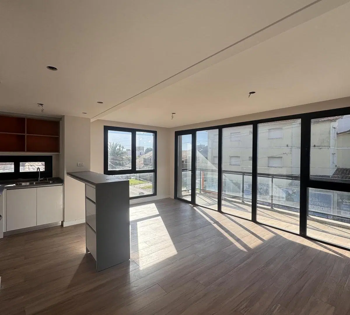 Departamento a estrenar con vista al mar 1