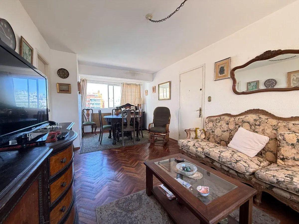 VENTA APARTAMENTO 2 DORMITORIOS GARAJE MALVIN 3