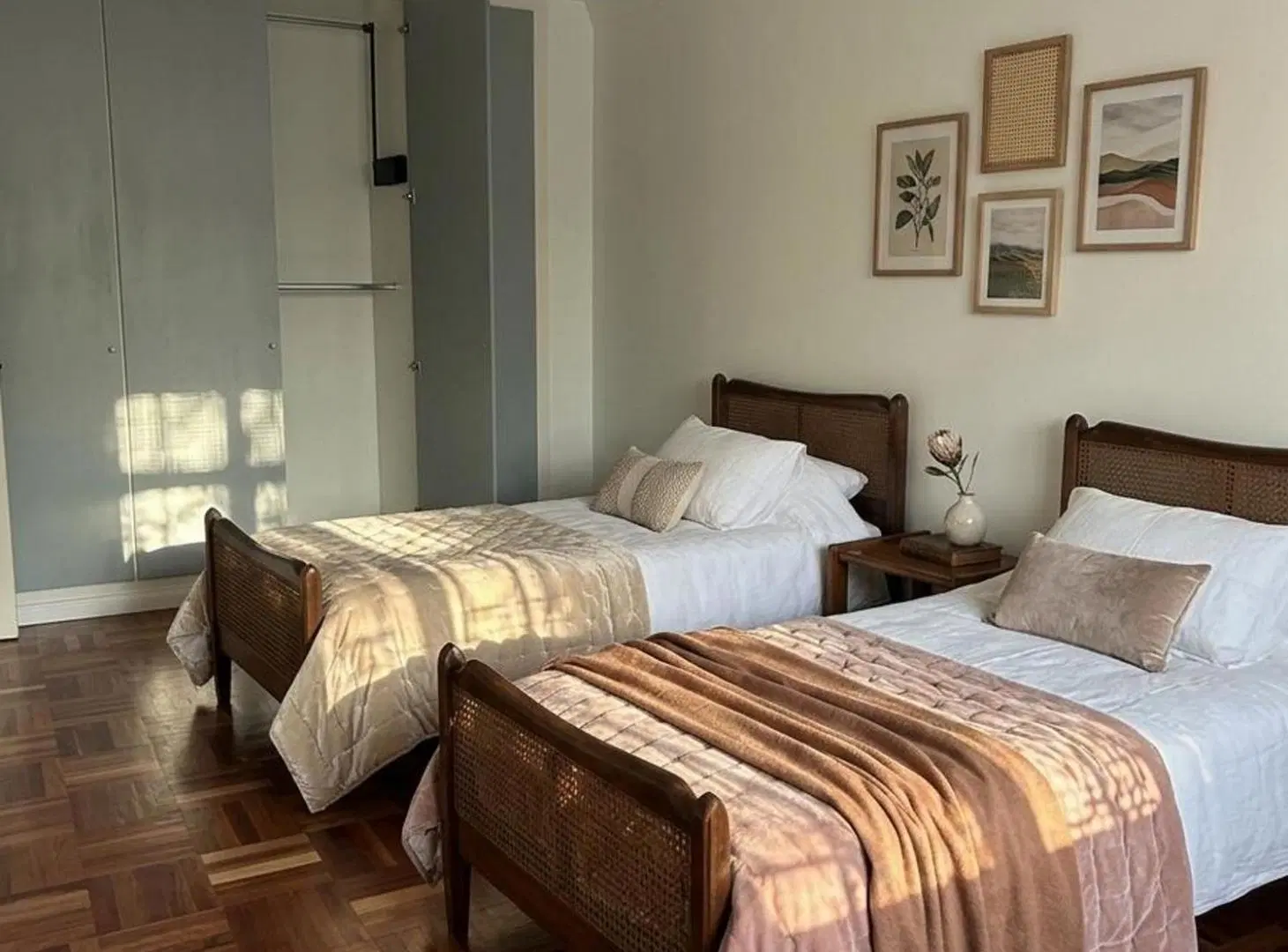 ALQUILER POCITOS APTO 3 DORM GGE BALCÓN 3 BAÑOS 5