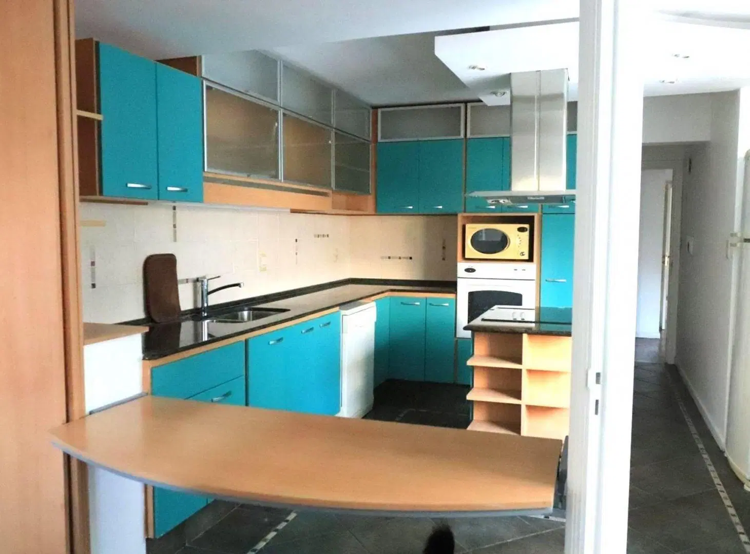ALQUILER POCITOS APTO 3 DORM GGE BALCÓN 3 BAÑOS 4