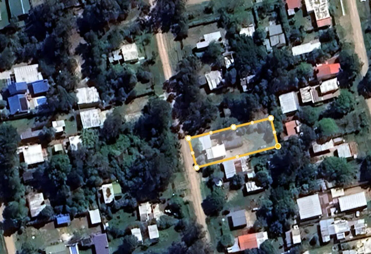 Venta Terreno con construcción Santa Ana 2