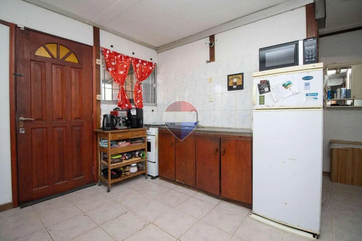 Venta Casa 2 - 3 dormitorios o deposito  El Pinar 2