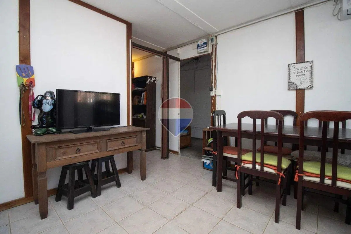 Venta Casa 2 - 3 dormitorios o deposito  El Pinar 3
