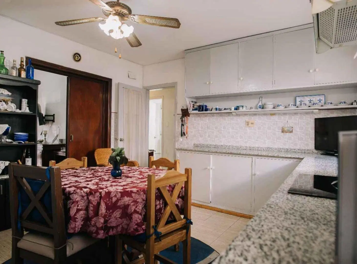 VENTA CASA 3 DORMITORIOS 2 BAÑOS GARAGE EN CAPURRO 8