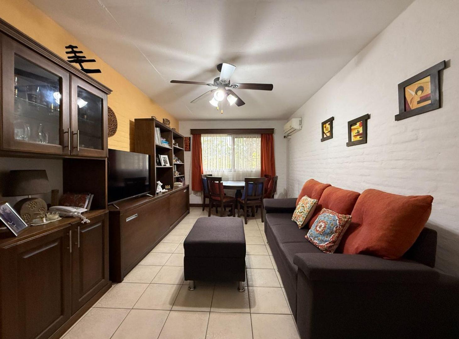 Foto de VENTA Apartamento 2 Dormitorios Villa Colon, imagen 4