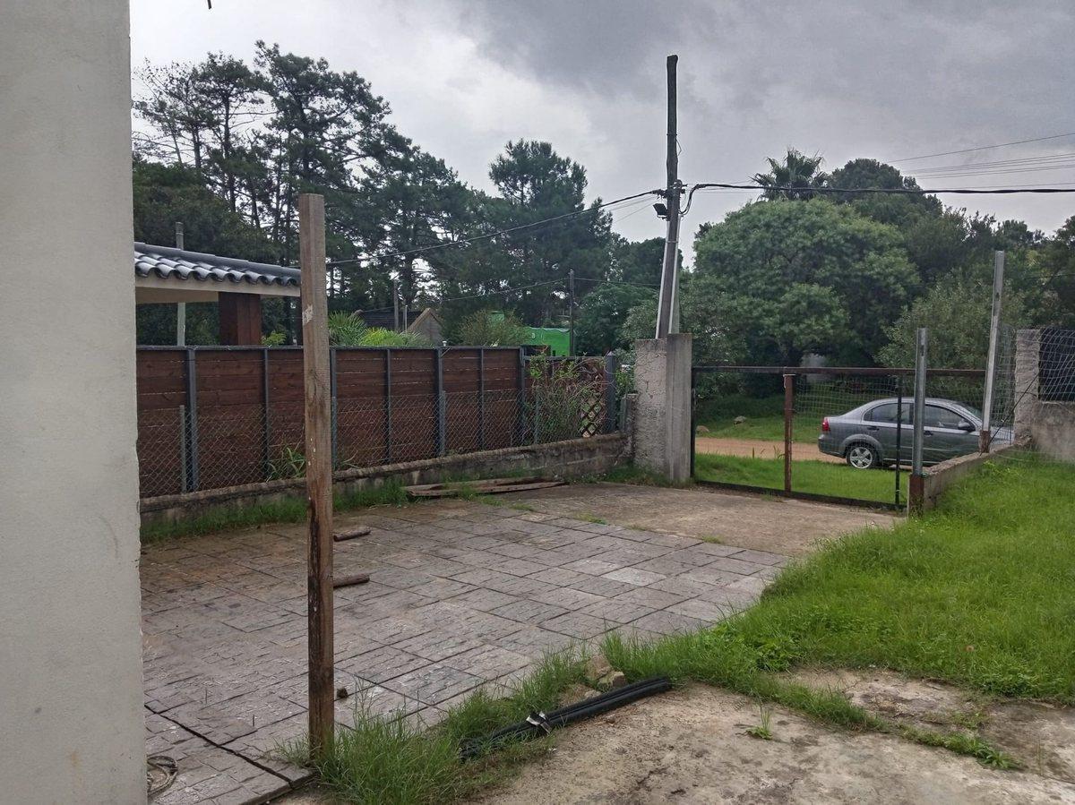 Foto de Venta casa en Cuchilla Alta con salón barbacoa, imagen 2
