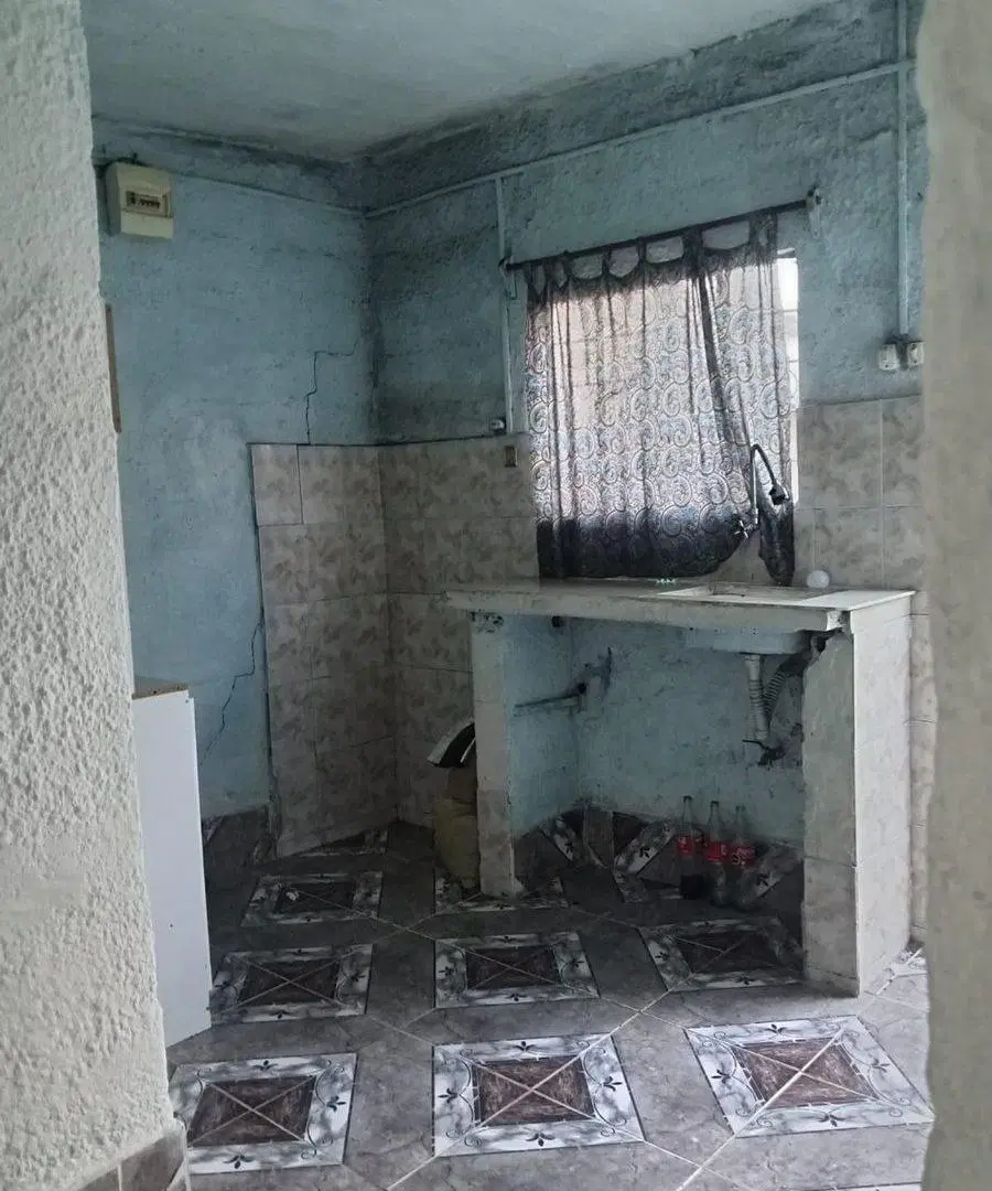 Venta casas 5 dormitorios + cochera en Pta Rieles 4