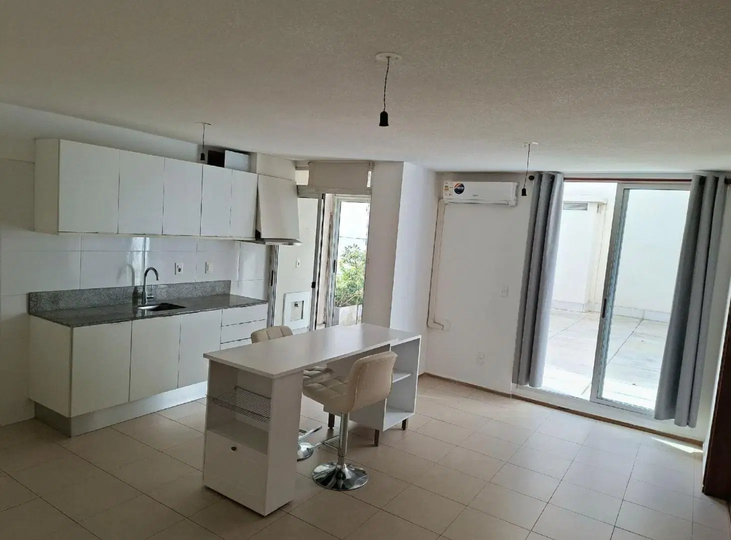 ALQUILER DEPARTAMENTO 1 DORMITORIO C/ PATIO CENTRO 2