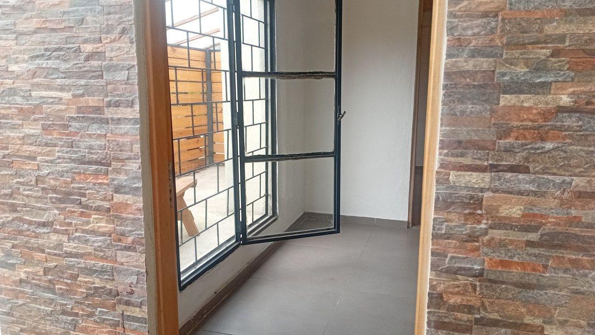 Foto de SE ALQUILA CASA DE 1 DORMITORIO EN NEPTUNIA SUR, imagen 2