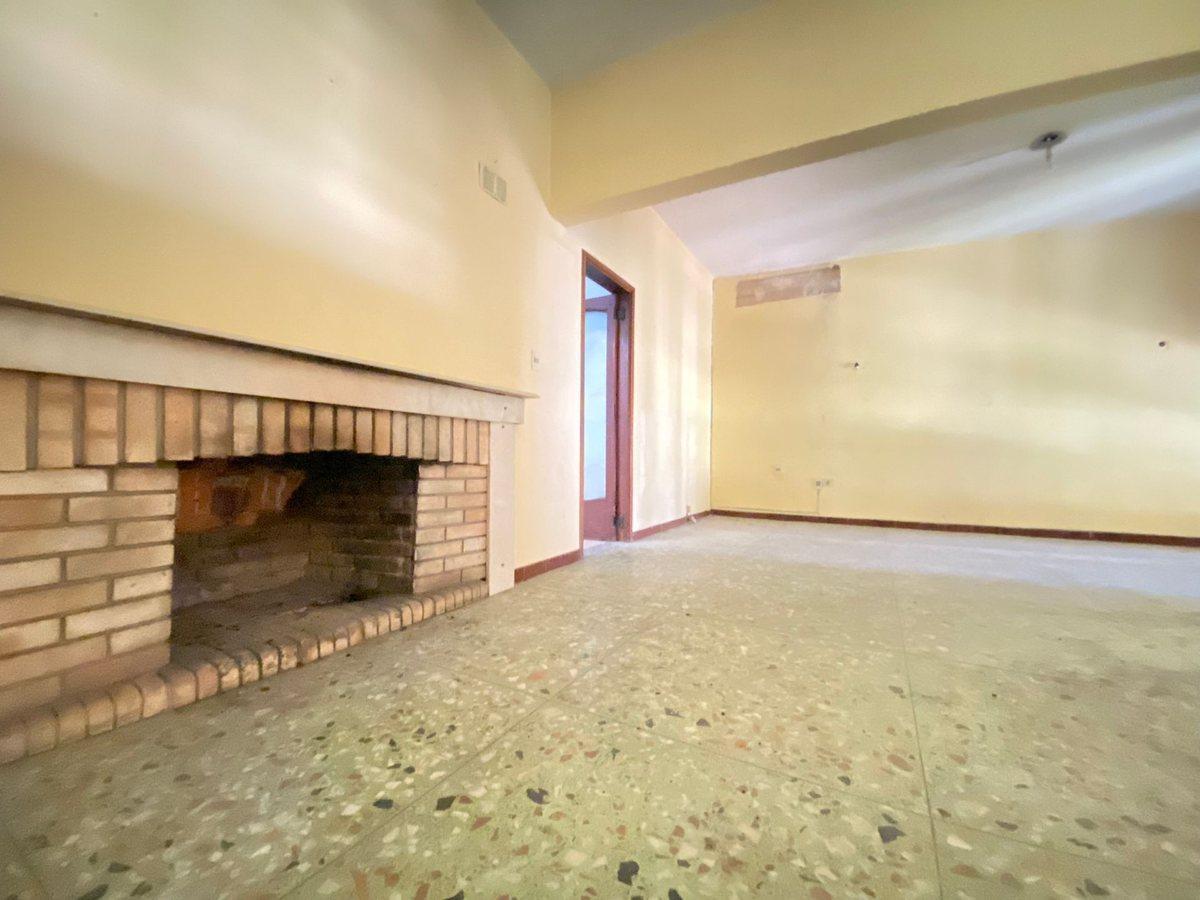 Foto de VENTA CASA 2 DORMITORIOS GRAN GARAJE. LA TEJA, imagen 2
