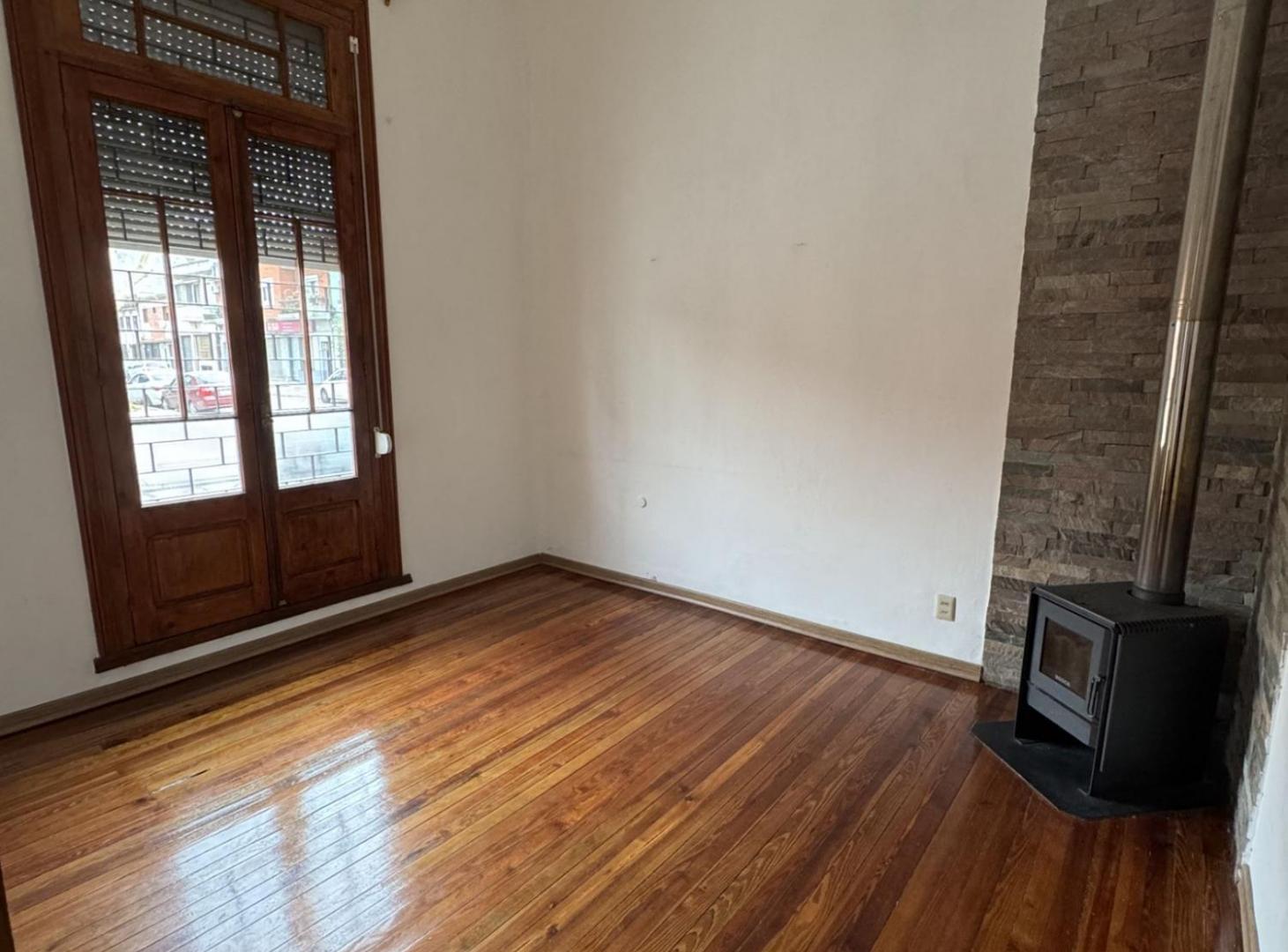 Foto de VENTA CASA PH 2-3 DORMITORIOS TERRAZA GOES., imagen 4