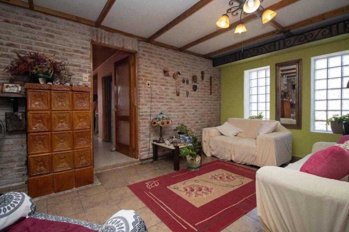 Foto de Venta Casa + 4 Apartamentos San Luis, imagen 4