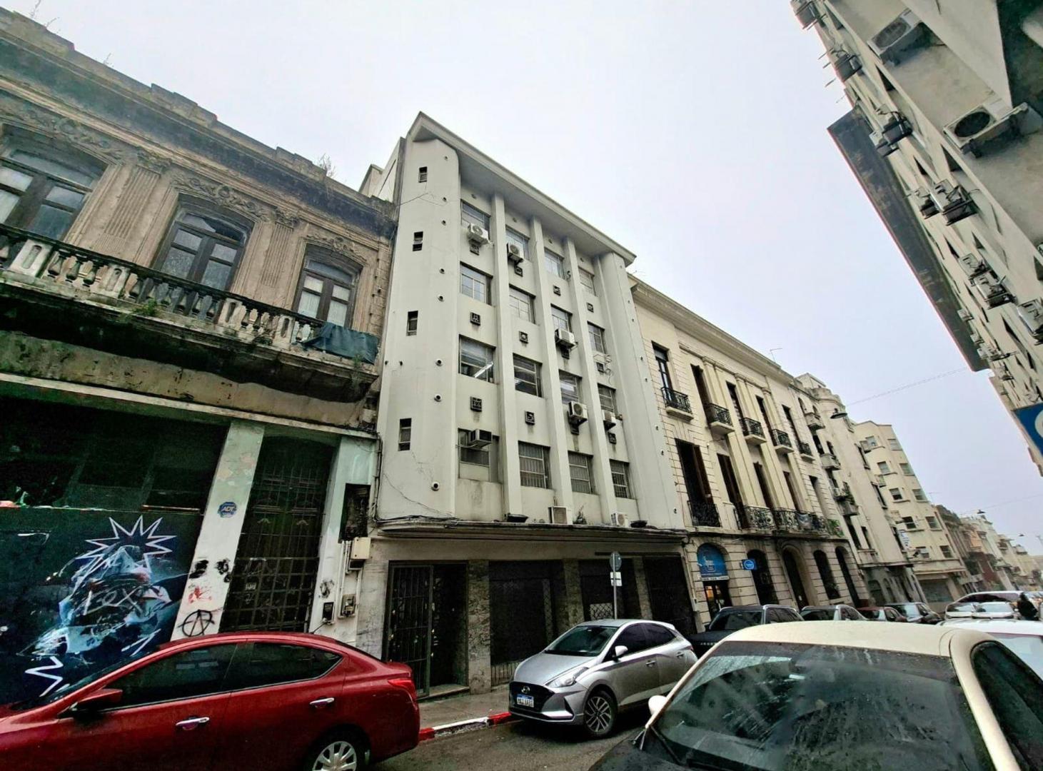 Foto de VENTA OFICINA CIUDAD VIEJA, imagen 4