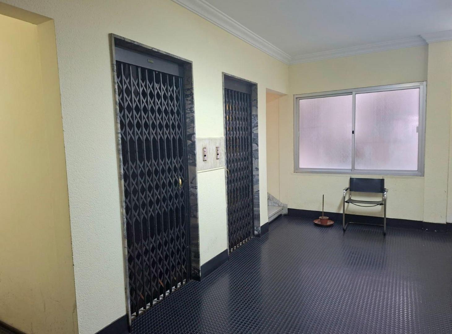 Foto de VENTA OFICINA CIUDAD VIEJA, imagen 1
