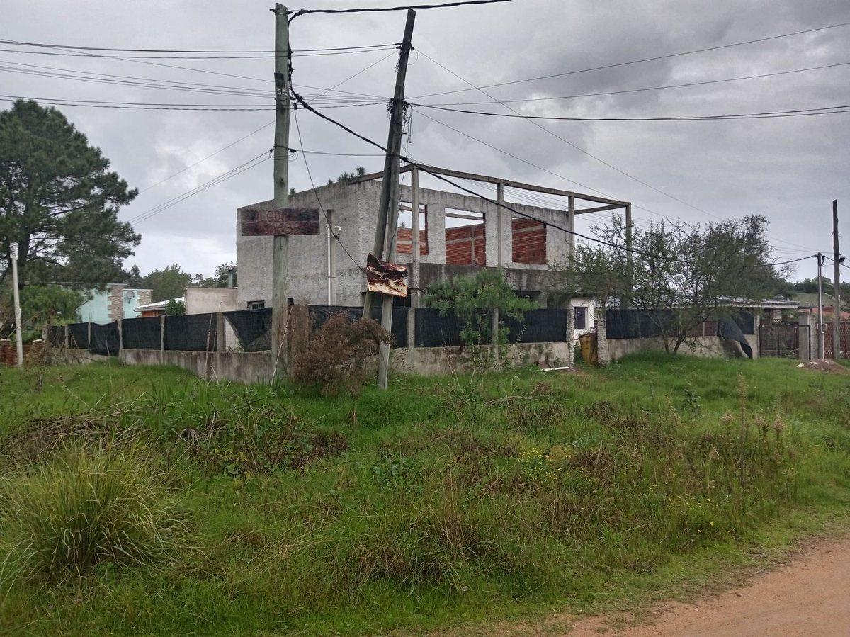 Foto de Venta casa en Cuchilla Alta con salón barbacoa, imagen 2