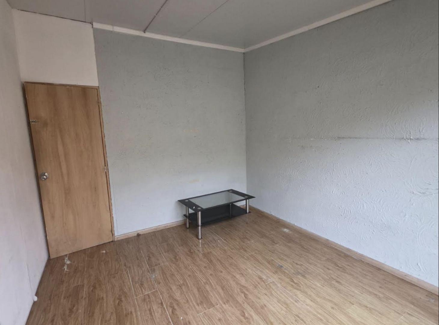 Foto de ALQUILER LOCAL COMERCIAL 6 AMBIENTES. LA COMERCIAL, imagen 4