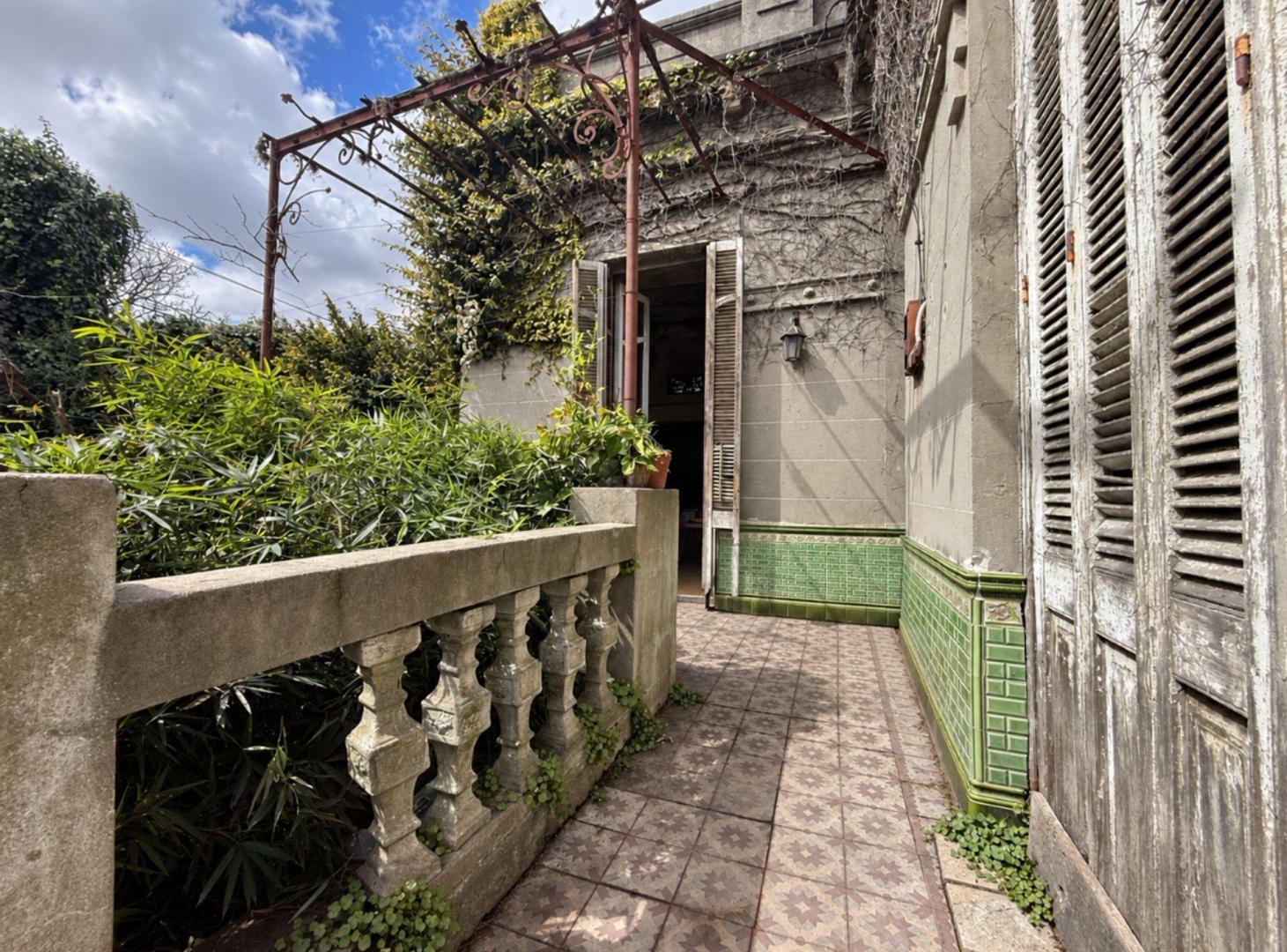 Foto de VENTA CASA ESQUINA 3 DORMITORIOS COCHERA ATAHUALPA, imagen 3