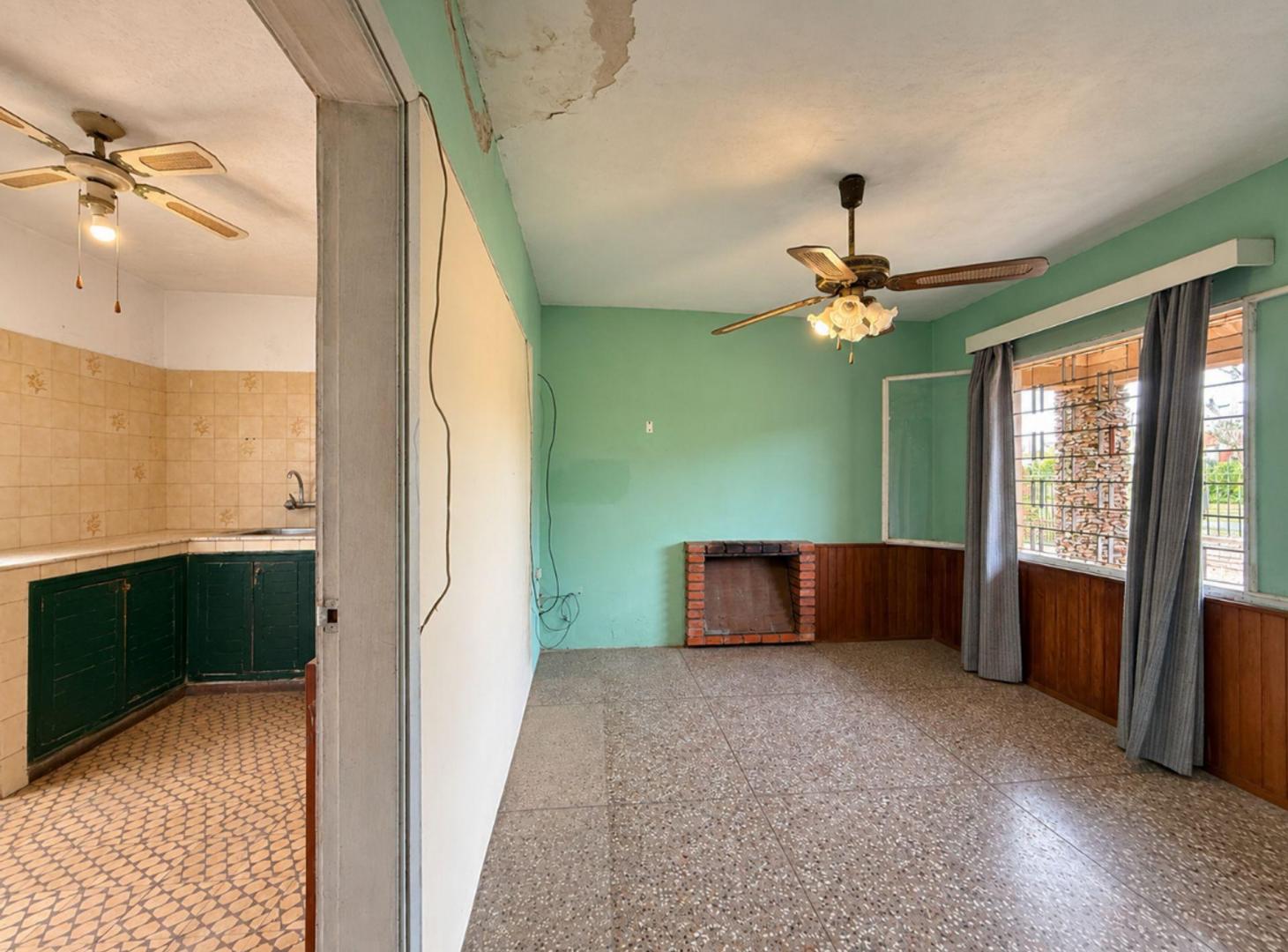 Foto de CASA EN VENTA 2 DORMITORIOS SHANGRILA A RECICLAR, imagen 3