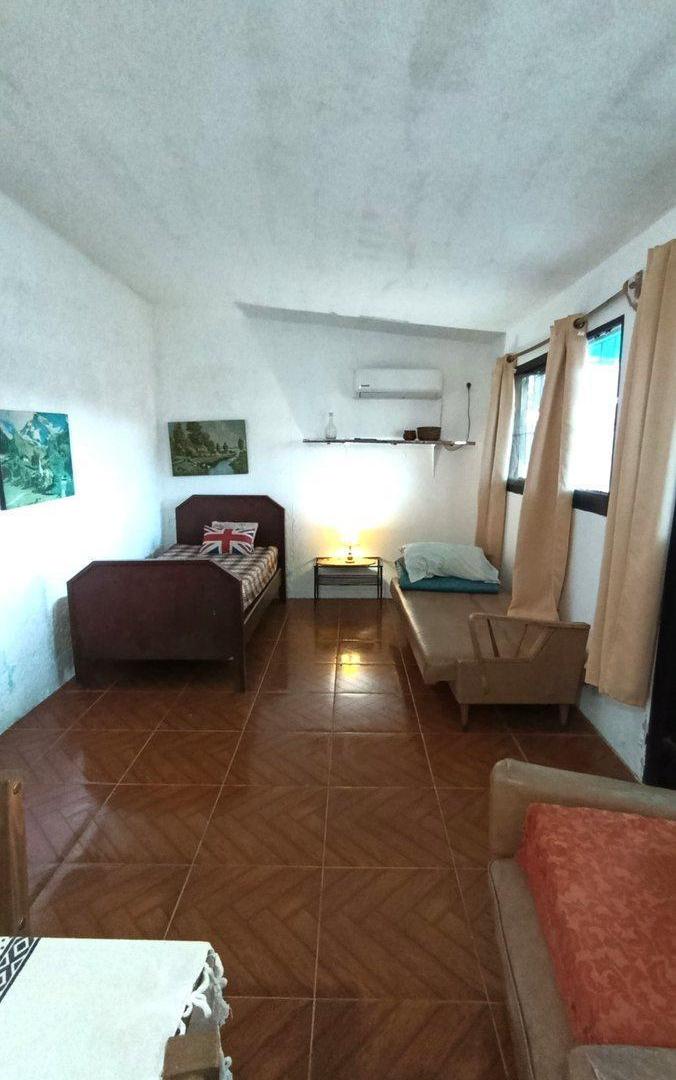 Foto de Alquiler Anual Casa 1 dormitorio Bello Horizonte, imagen 5
