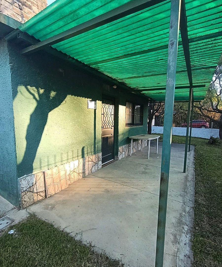 Foto de Alquiler Anual Casa 1 dormitorio Bello Horizonte, imagen 1