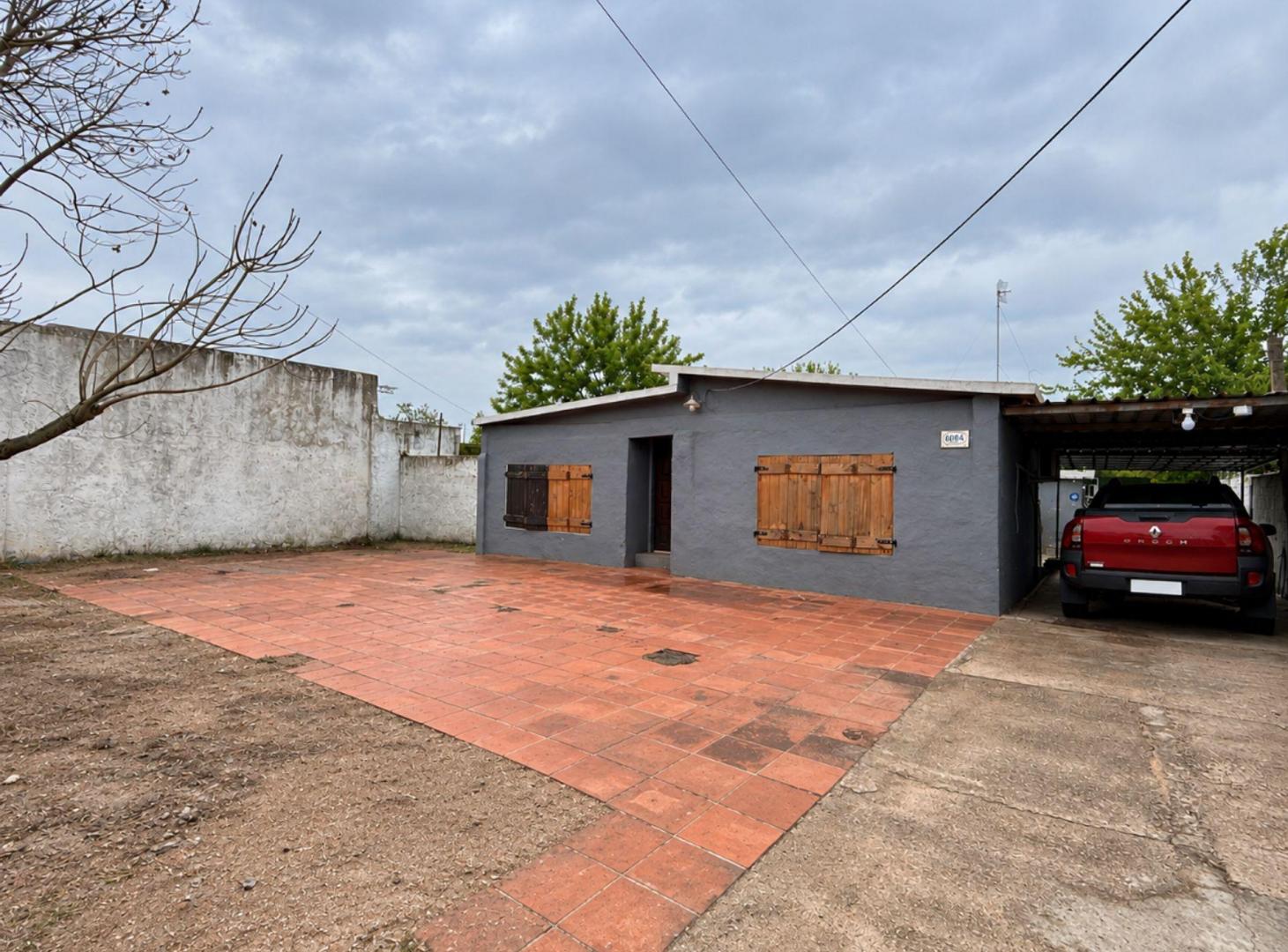 Foto de Venta de 2 casas de 1 y 2 dormitorios en Lezica, imagen 1