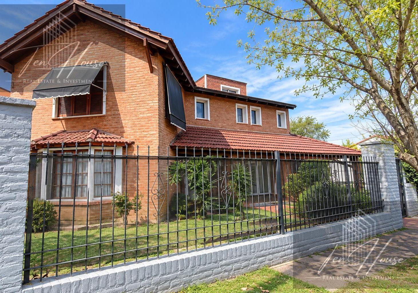 Foto de Casa en venta 4 dormitorios en zona Residencial Unquillo, imagen 2
