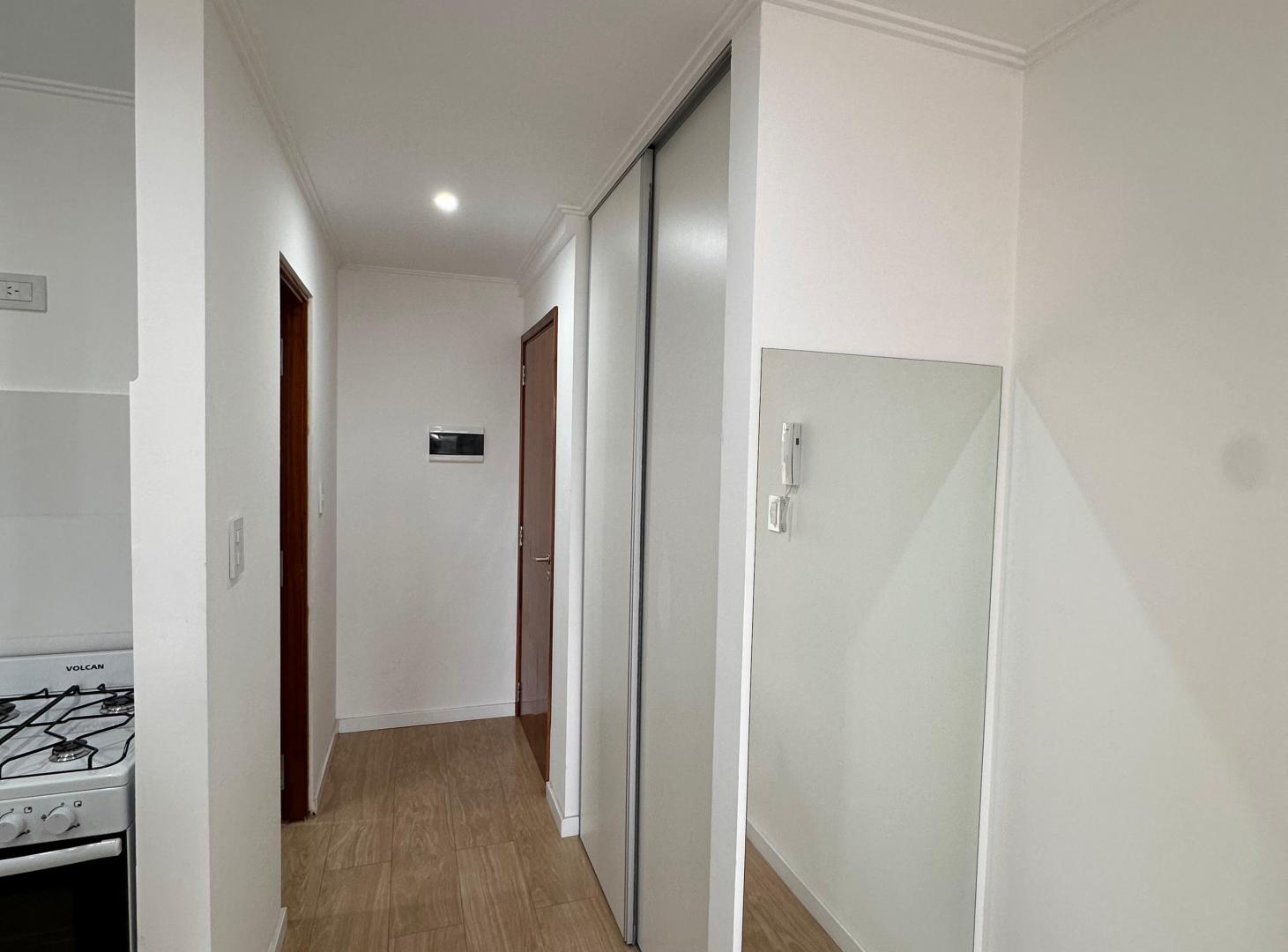 Foto de Alquiler Monoambiente sobre Avenida 38, imagen 3