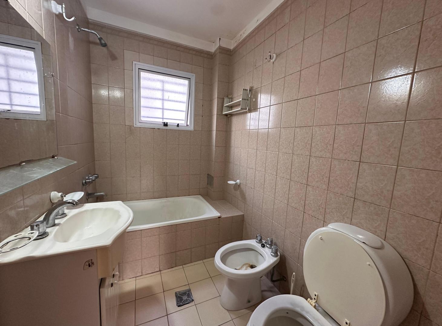 Foto de Departamento 1 Dorm - Ideal primera vivienda o inversion a metros de, imagen 1