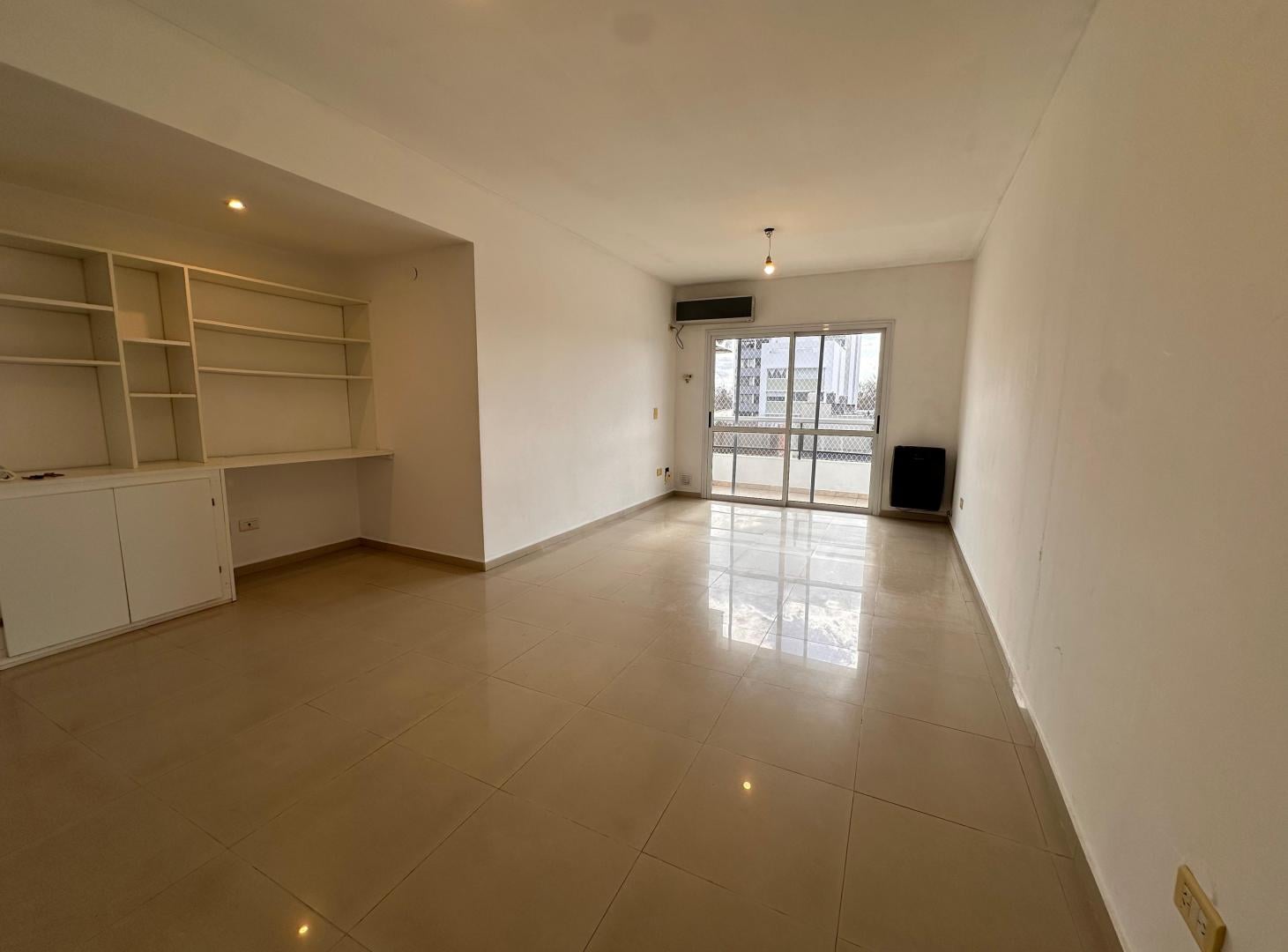 Foto de Venta - Depto 2 dorm - Cochera - SUM - Excelente, imagen 3