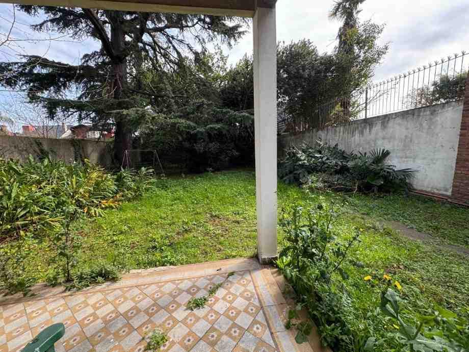 Chalet en 2 plantas en la Barranca de Quilmes