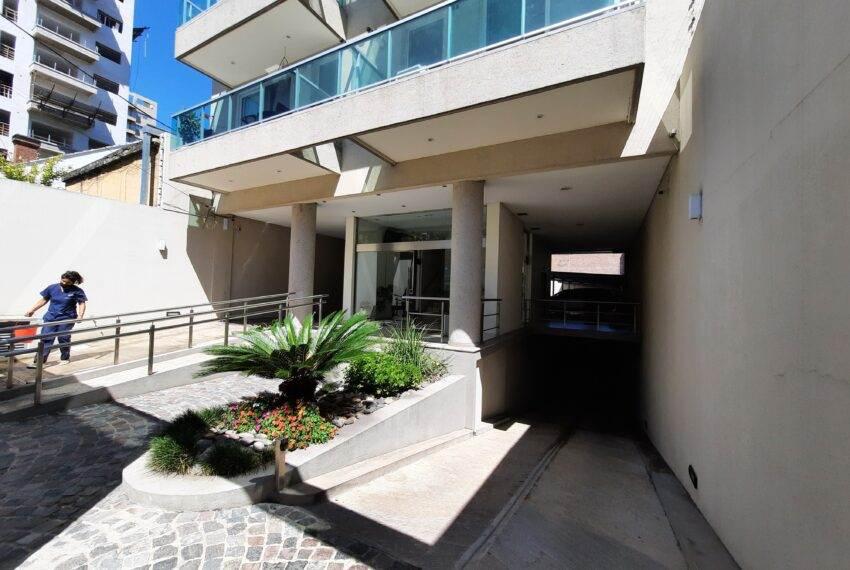 Departamento de 90 m² con 2 dormitorios en venta en Centro