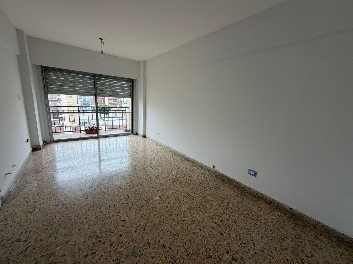 Foto de Departamento 2 ambientes - Quilmes Centro, Alvear esquina Alem, imagen 2