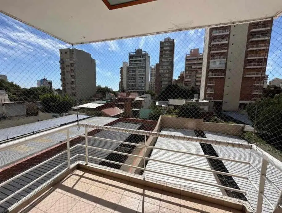 Departamento 3 ambientes c/cochera - Quilmes Centro, San Martín al 300 3