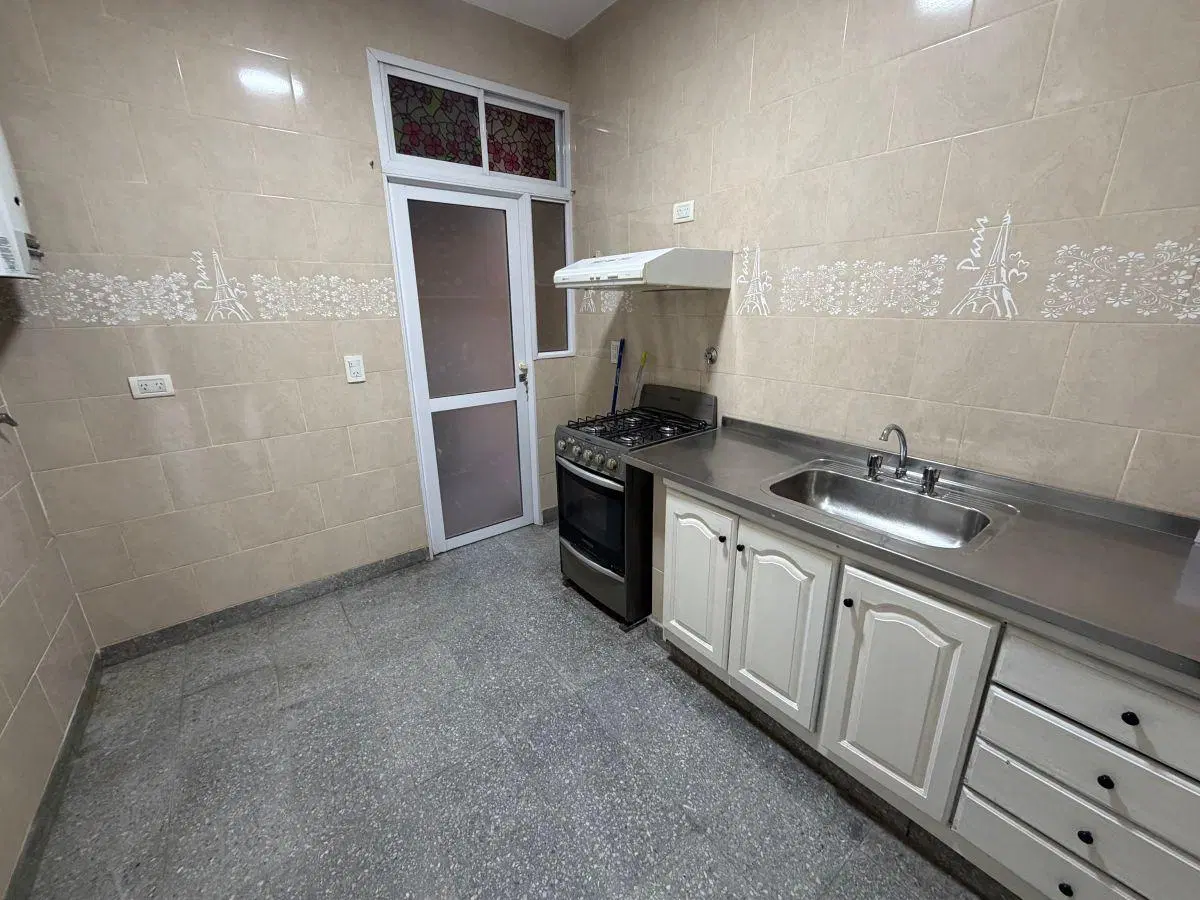 Departamento 3 ambientes c/patio y balcón - Quilmes Centro, Moreno al 500 5
