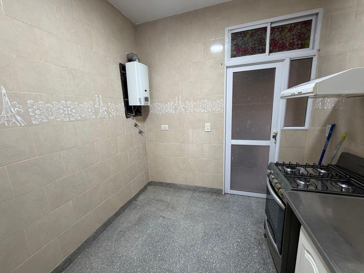 Foto de Departamento 3 ambientes c/patio y balcón - Quilmes Centro, Moreno al, imagen 1