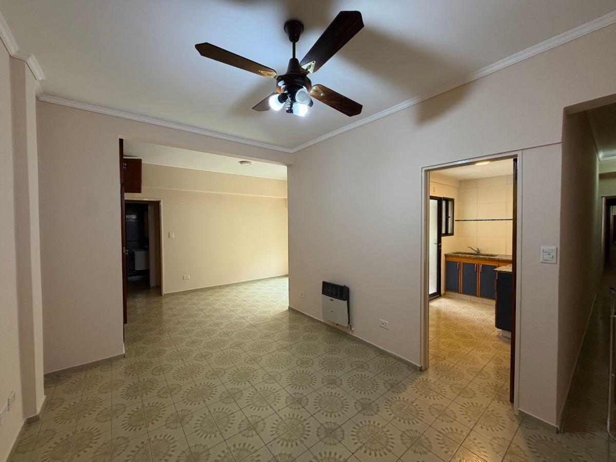 Foto de Departamento con 1 dormitorio en alquiler en Quilmes Centro, imagen 5