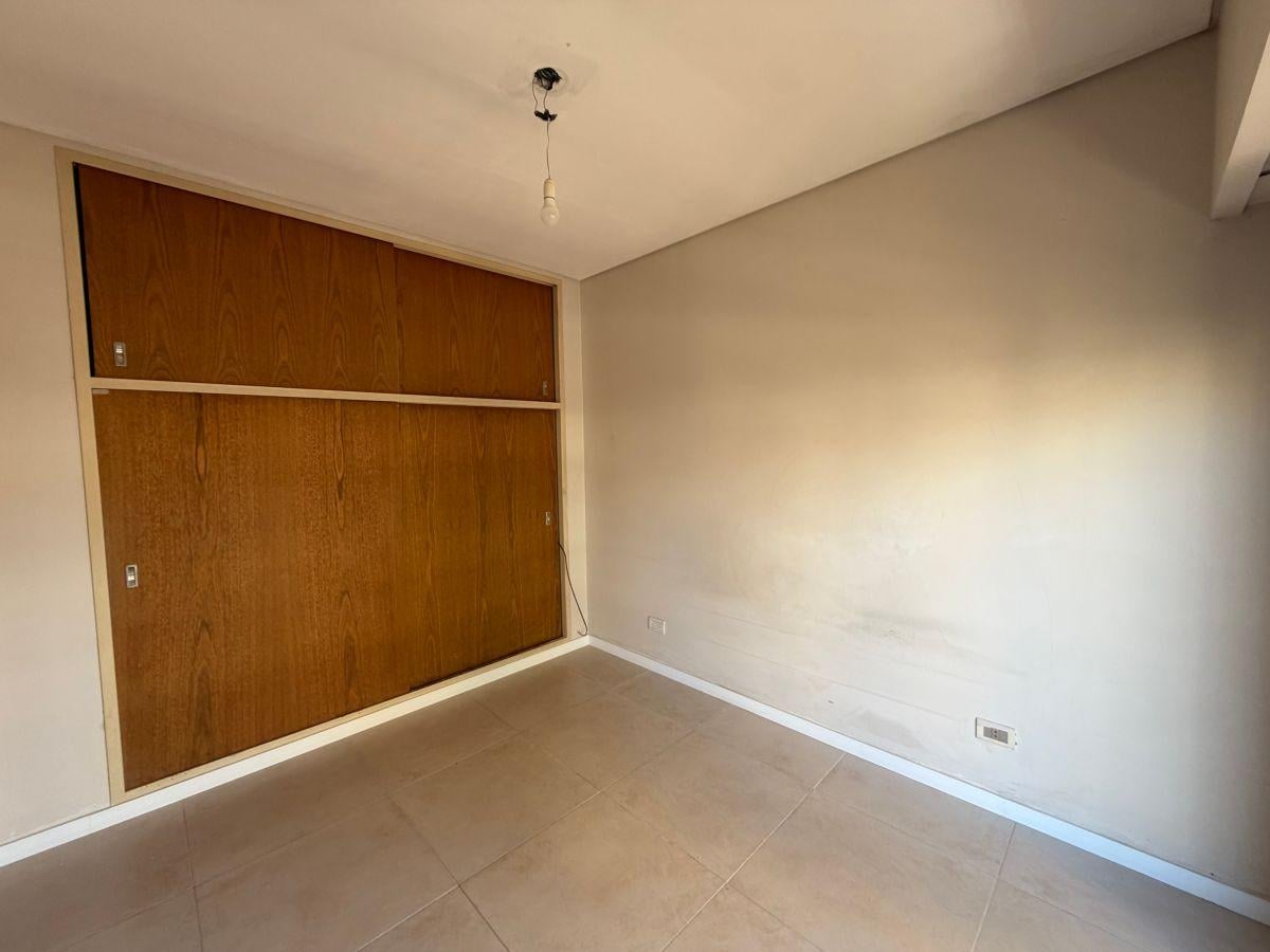 Foto de ALQUILER | DEPARTAMENTO 3 AMBIENTES CON COCHERA – QUILMES CENTRO, imagen 2