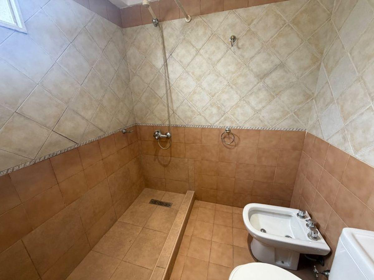 Foto de ALQUILA | 3 AMBIENTES – SEMIPISO | QUILMES CENTRO, imagen 3