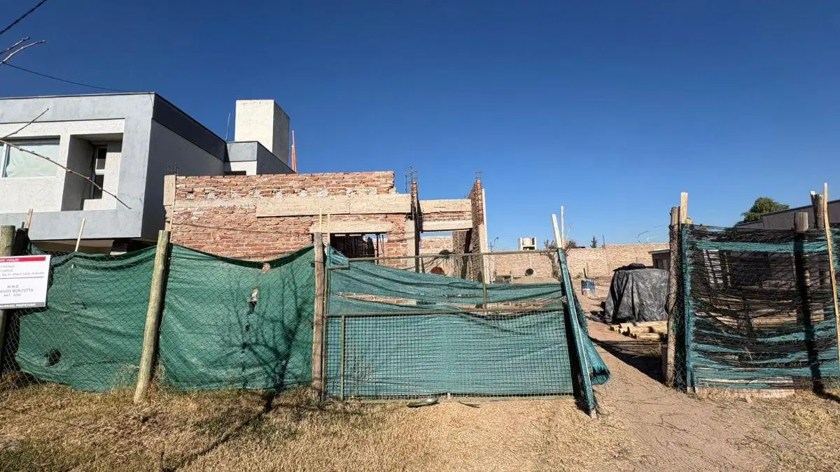 Casa en venta Barrio Pinar del Sol 6, Maipú Luzuriaga 2