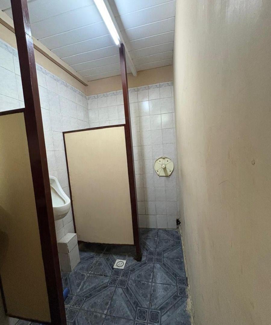 Foto de LOCAL COMERCIAL A LA VENTA SOBRE CALLE PATRICIAS MENDOCINAS, UBICACIÓN, imagen 3