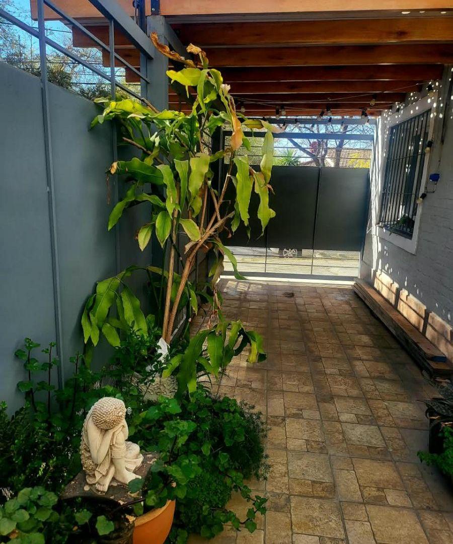 Foto de Casa en alquiler, barrio Bancario de Godoy Cruz. En USD al valor del, imagen 2