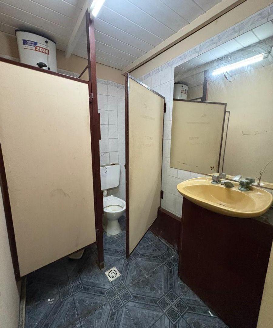 Foto de Local Comercial en alquiler Sobre Calle Patricias Mendocinas, Ubicación, imagen 2