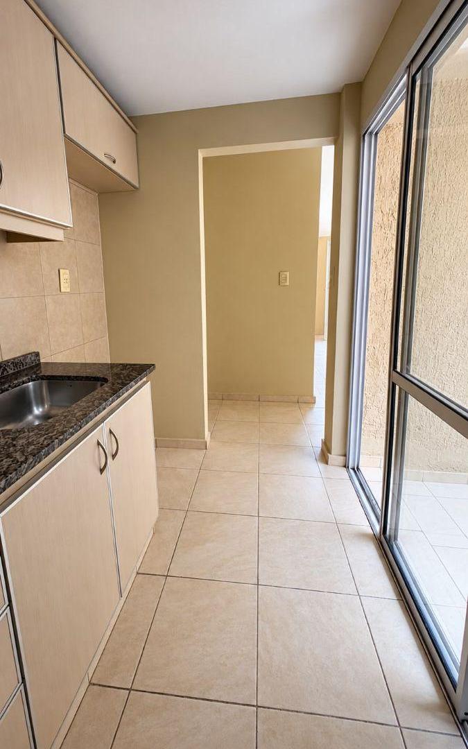 Foto de Departamento de tres ambientes en alquiler en Barrio Las Cañas de, imagen 3