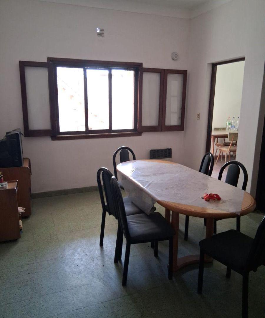 Foto de Casa de 90 m² con 2 habitaciones en venta en Lanús este, imagen 4
