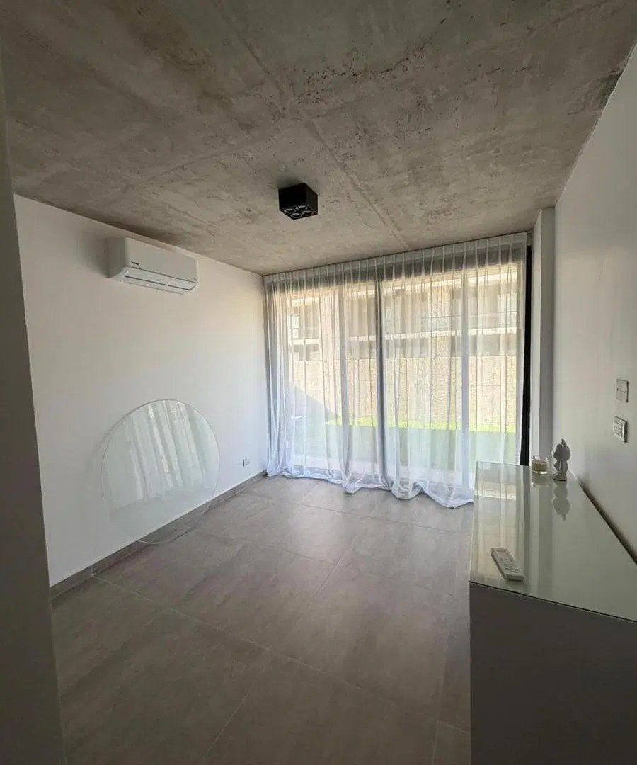 Departamento en Canning en el complejo "3300" sobre la calle Sargento Cabral (E. Echeverria) 8